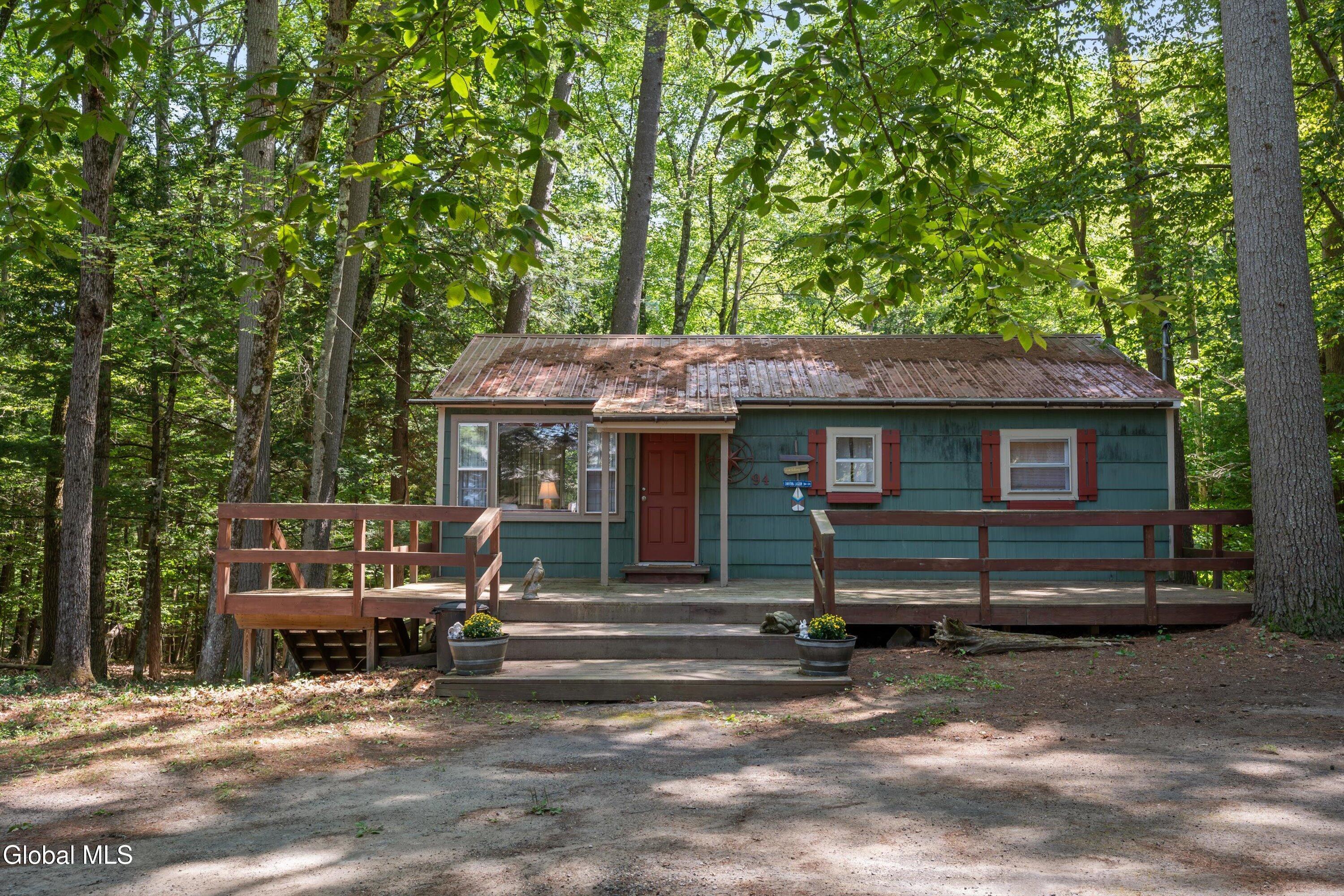 Image 2: 94 Sagamore St