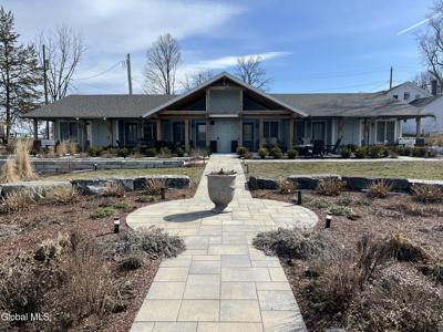 29 Beggs Point Street