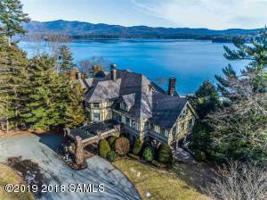 3232 Lake Shore Drive