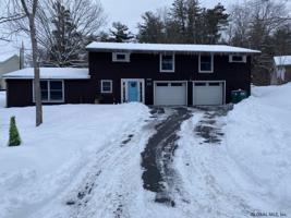 28 EASTSIDE DR