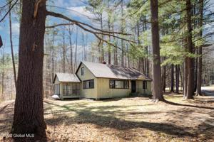 10 Jenkins Point Drive