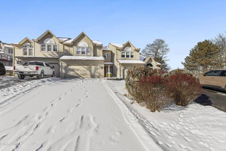 3 Pine Ridge Road