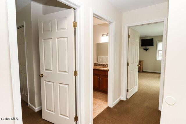 Image 4: unit 2 bath