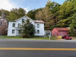 83 NORTH SHORE RD
