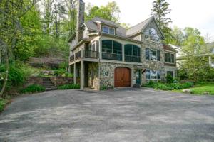 11 MANNING COVE RD