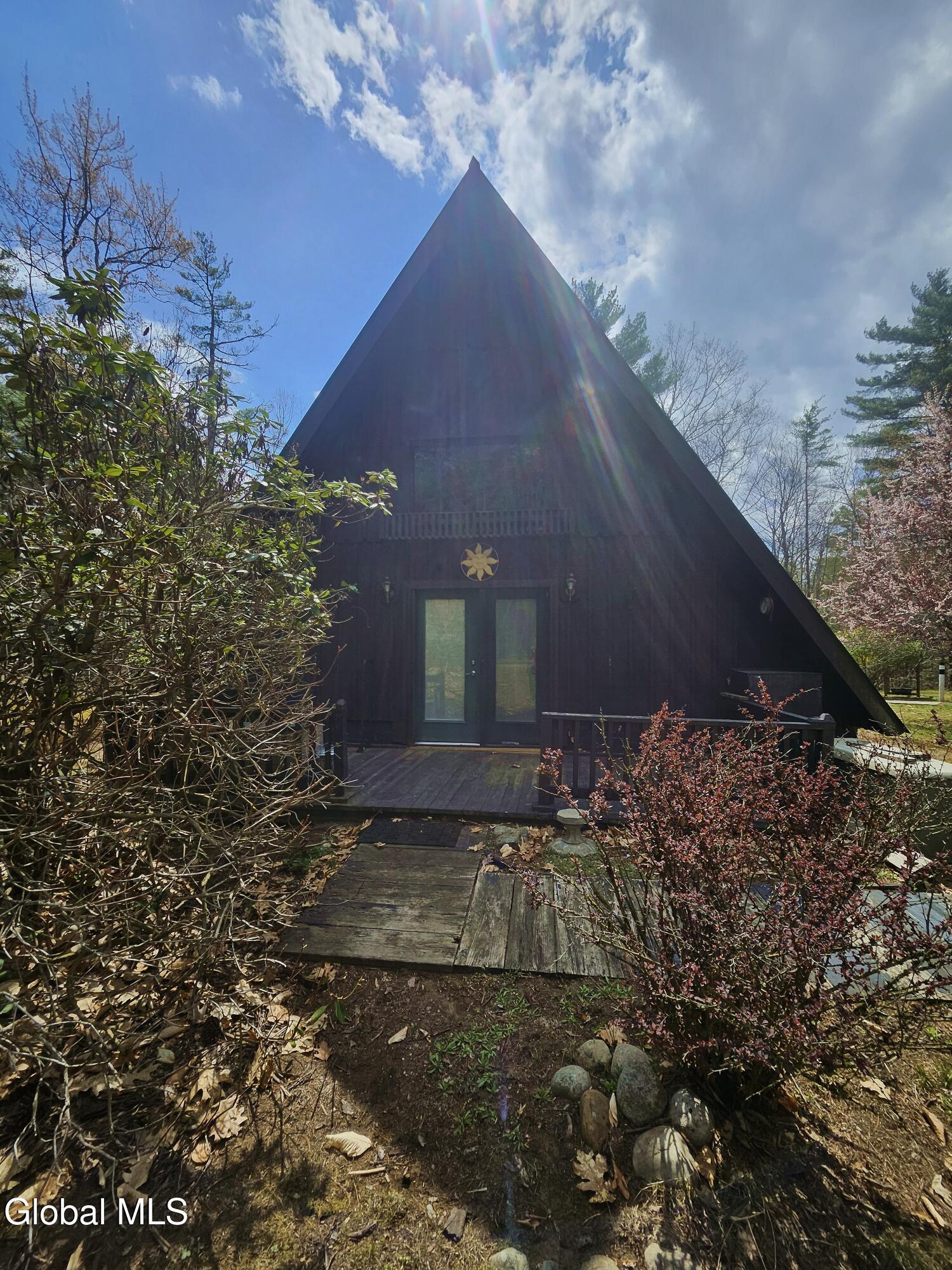 Image 2: Front