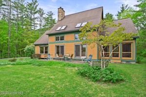 7887 Lake Shore Drive
