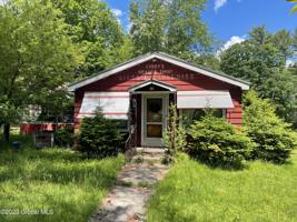 4-10 White Schoolhouse Road