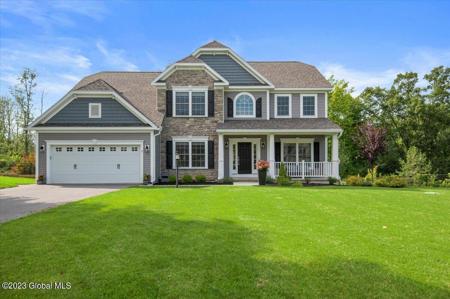 2 Walden Circle
