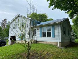 82 CHAMPLAIN AV