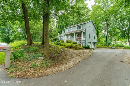 2 Palmer Avenue