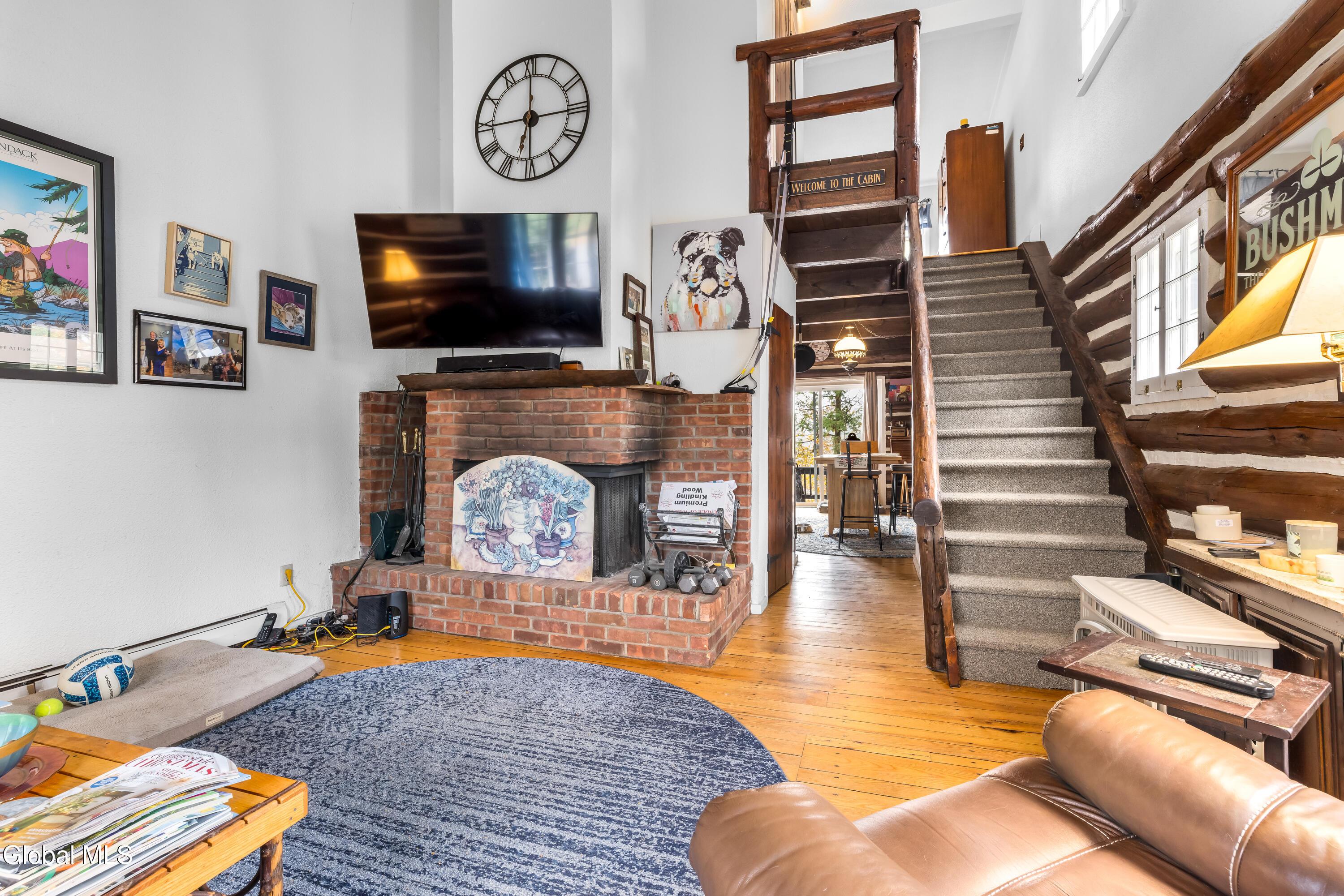 Image 4: 3K High Pines