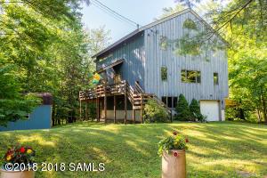 32 Shallow Beach Road