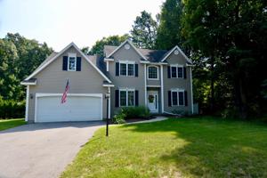 4 REGATTA VIEW DR