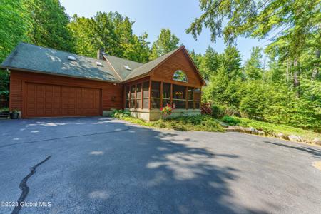 416 E Shore Drive