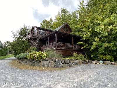 3210 Lake Shore Drive