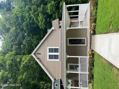 789 Diamond Point Road