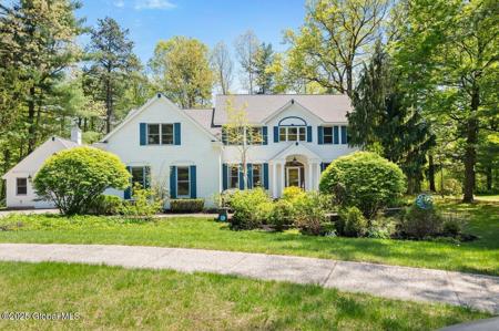 4 Ashley Place