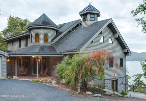 5566 Evergreen Shores Way