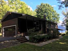 26 Thunderbird Rd