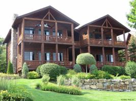 3210 LAKE SHORE Drive