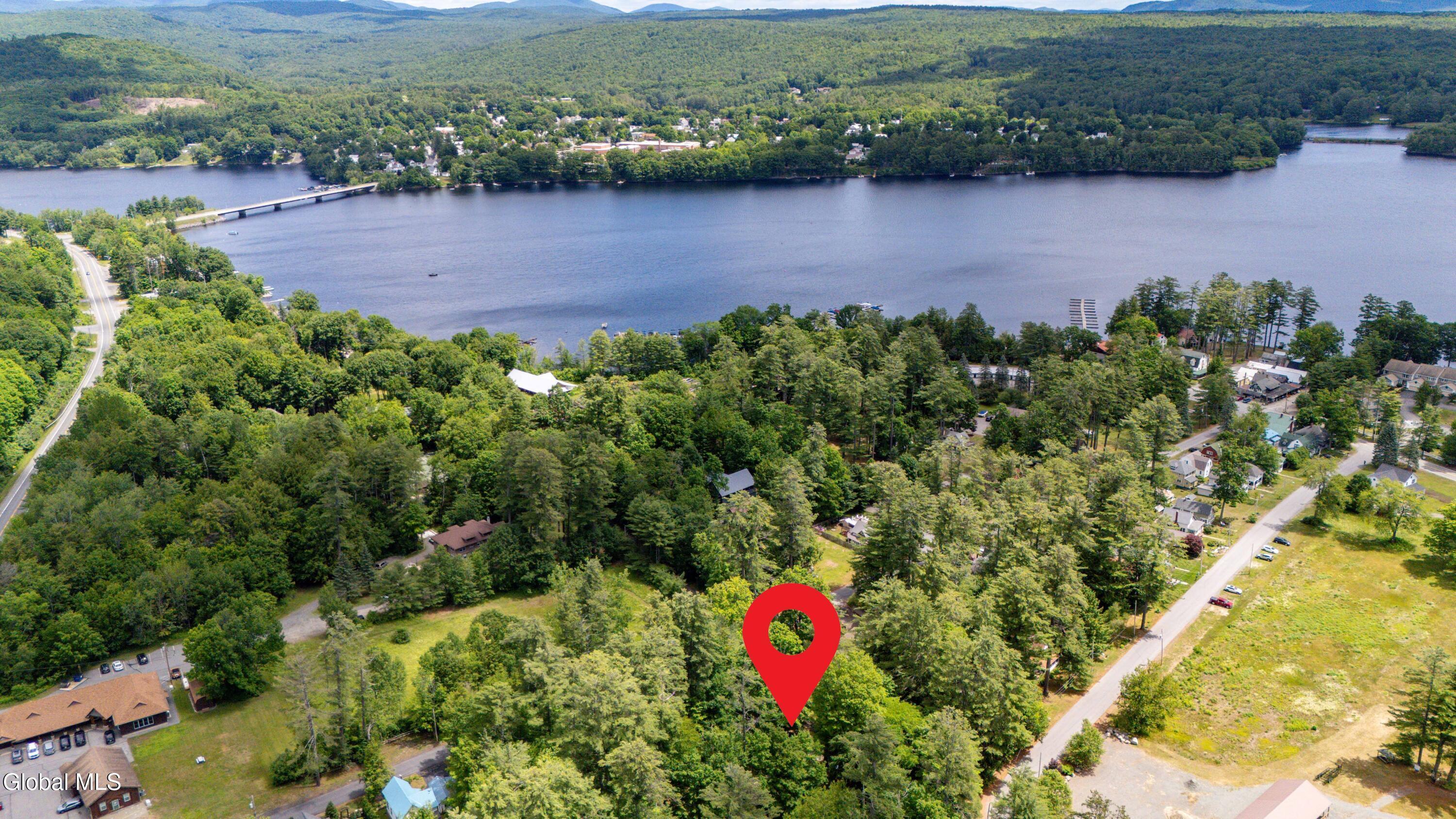 Image 3: 107 Adirondack Terrace-17 Marked