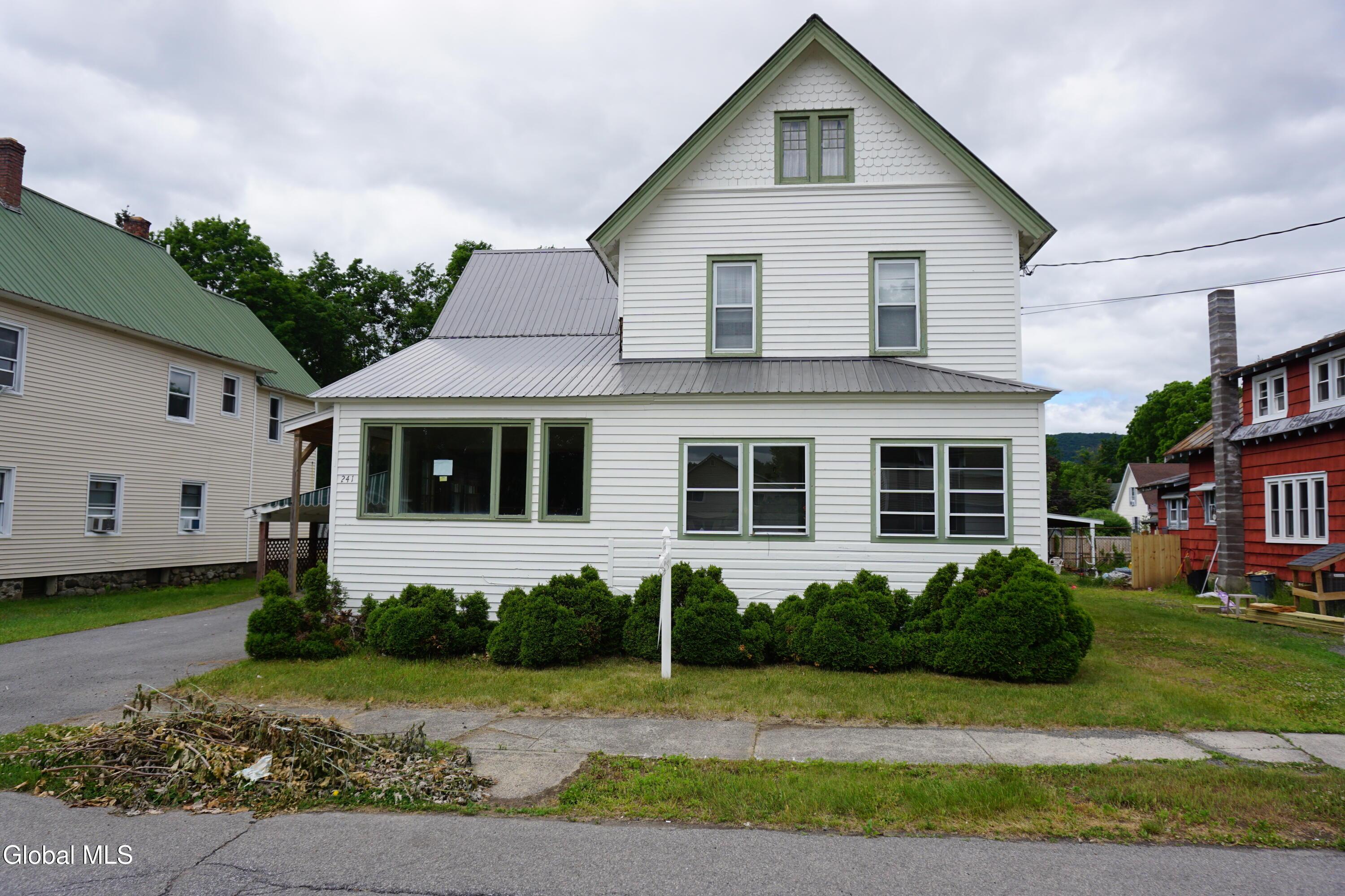 Image 2: DSC06929