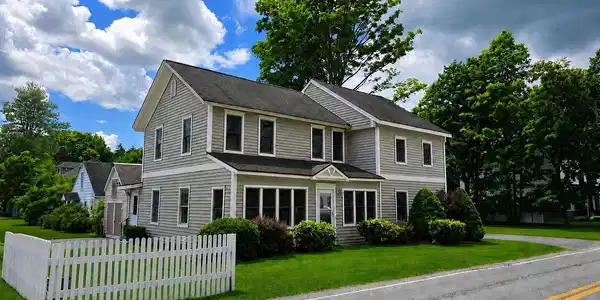 17 Goodman Avenue