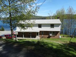 206 LAKE SHORE DR
