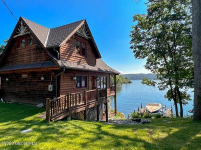 9236 Lakeshore Drive