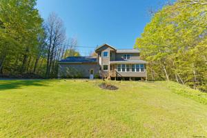 319 LAKEVIEW RD