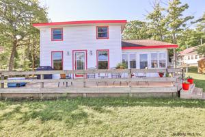 270 S SHORE RD