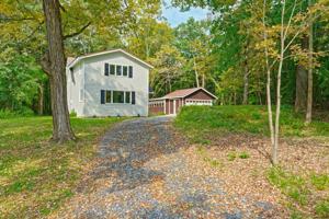 43 WESTSIDE DR