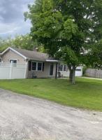 8 Colonial Street