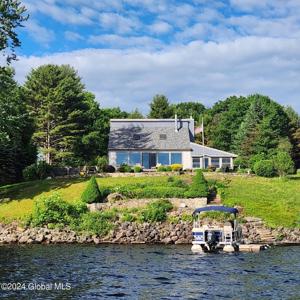151 Hampton Point
