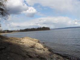 4 BAYVIEW RD