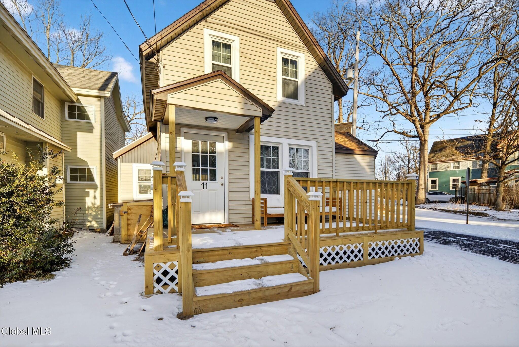 Image 2: 2-web-or-mls-DSC06976