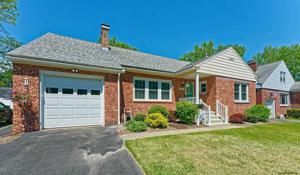 174 COLONIAL AV