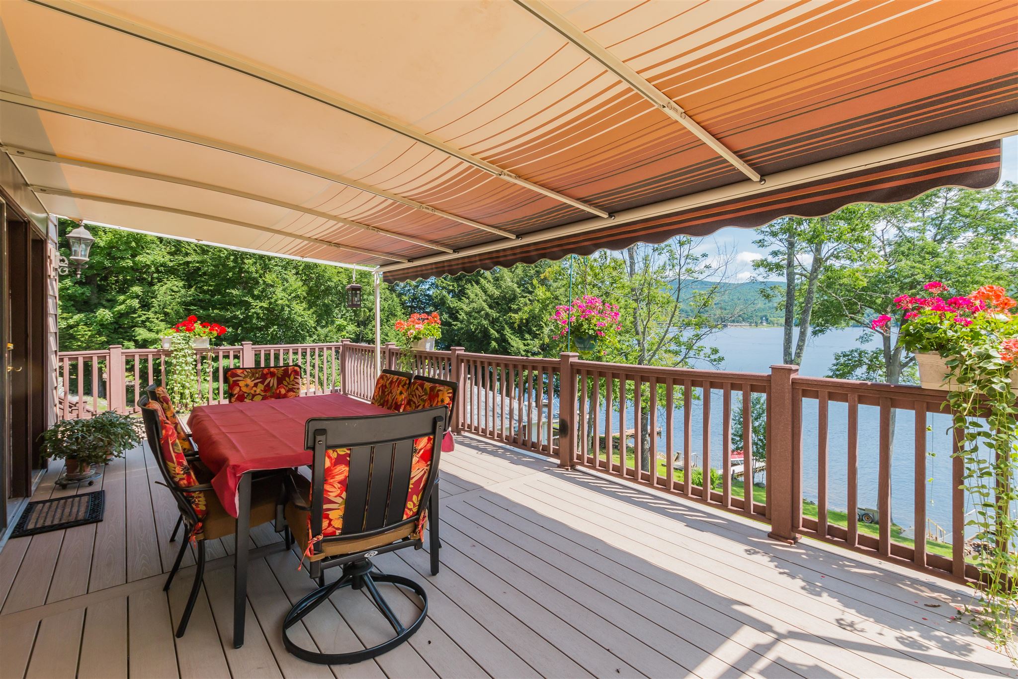 101 LAKESIDE AV, Edinburg, NY lhrmls00570093