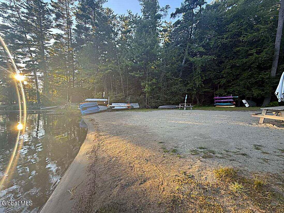 Image 4: 551493833_836967602327917_88154387233359