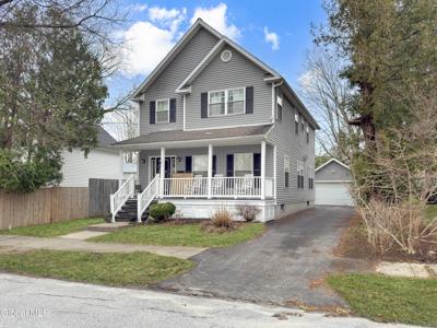 107 Catherine Street