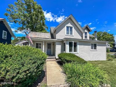 28 Stewart Avenue