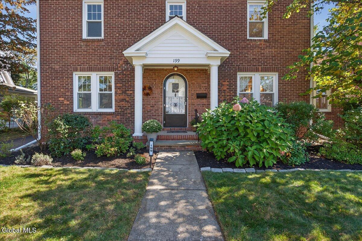 Image 2: Curb Appeal