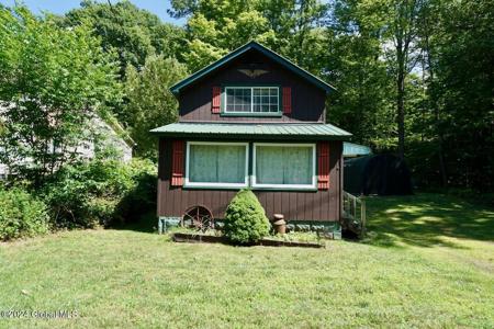 110 S Shore Rd