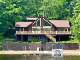 18 CLEARWATER WAY