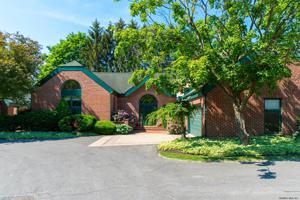 218 COLONIAL AV
