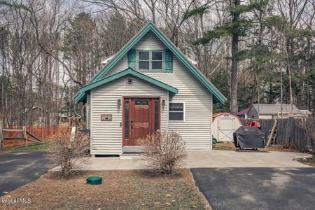 143 Lakeview Avenue