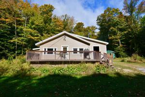 10 HIGHVIEW AV