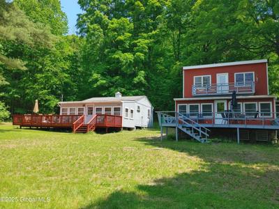 4024 Beach Lane