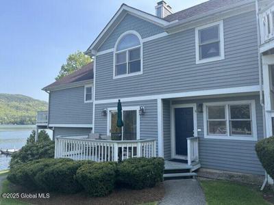 3014 Lake Shore Drive